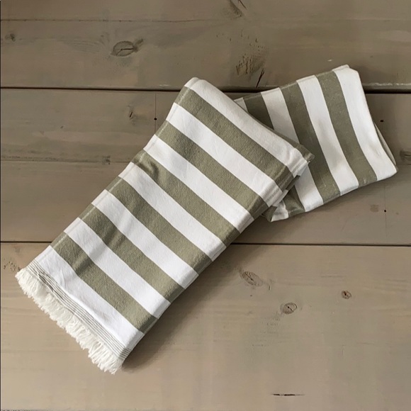 Turkish bath/beach towel - green + white stripe - Picture 2 of 6